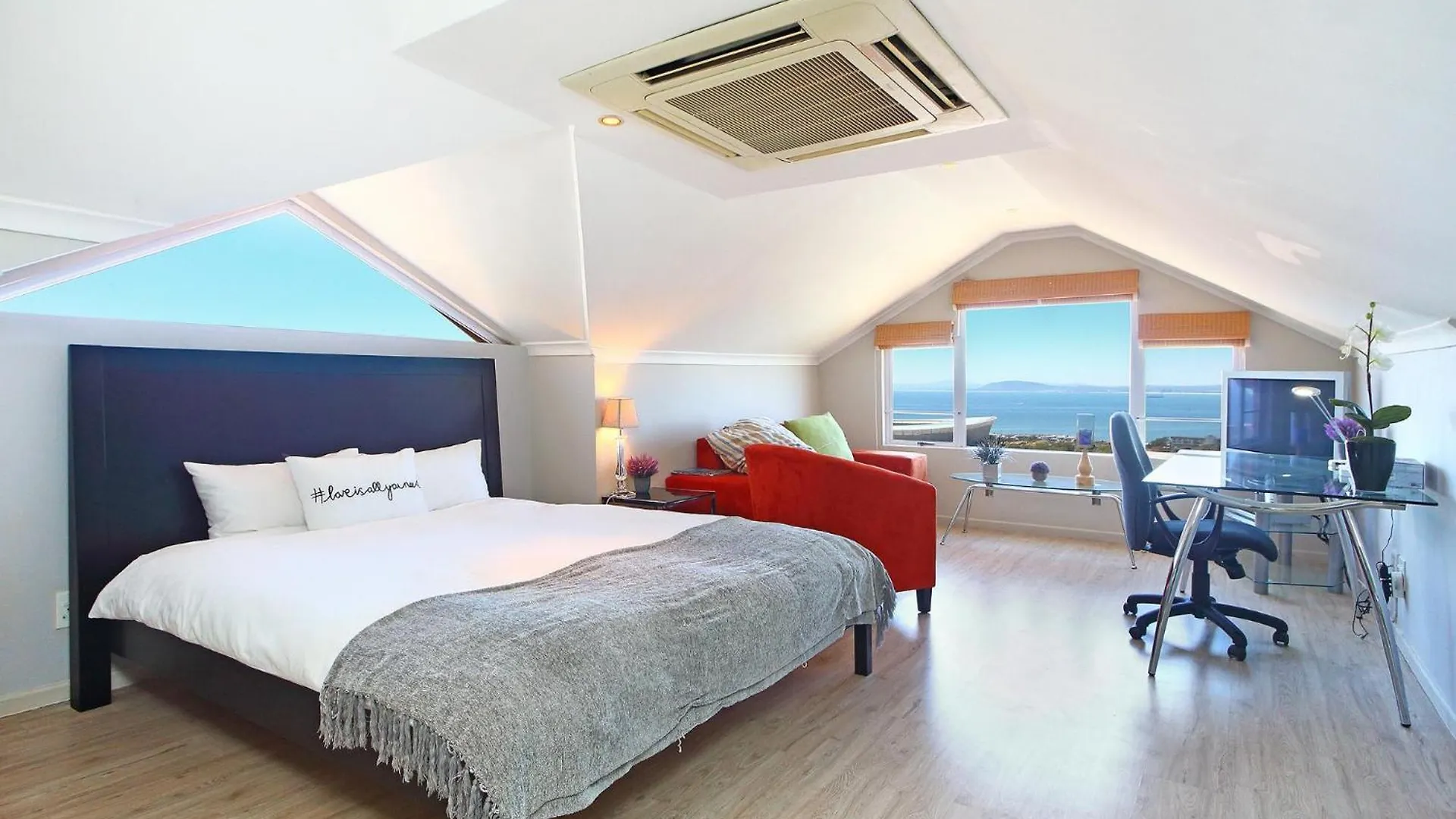 Spacious 3Bed Apt Overlooking Cape Town Panova 0*,